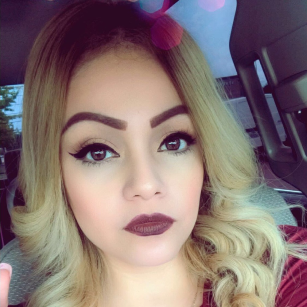 Meet your Posher, Christal